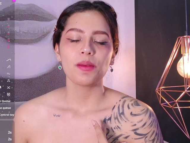 AmyScott live cam on BongaCams