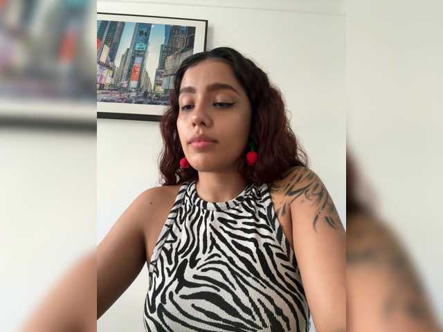AmyScott live cam on BongaCams