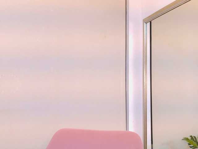 AmyScott live cam on BongaCams