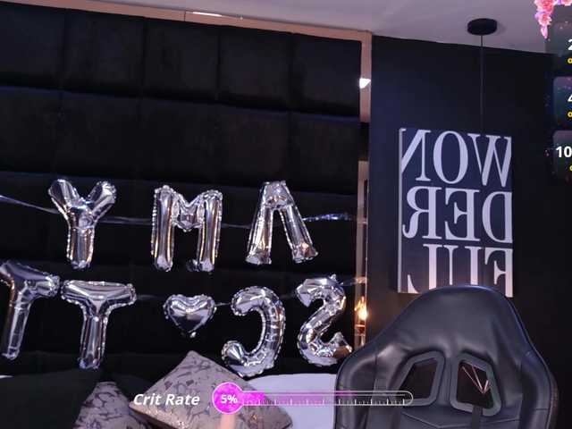 AmyScott live cam on BongaCams