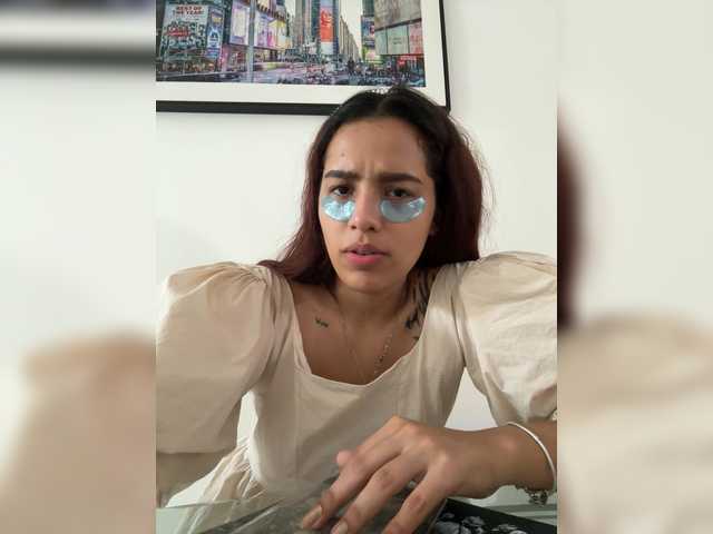 AmyScott live cam on BongaCams
