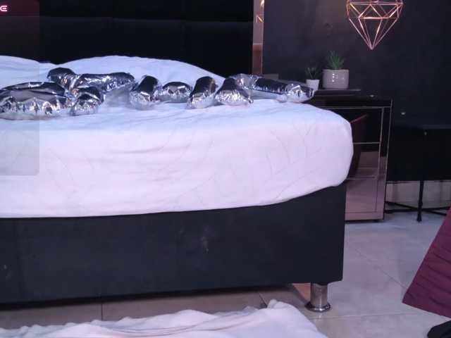 AmyScott live cam on BongaCams