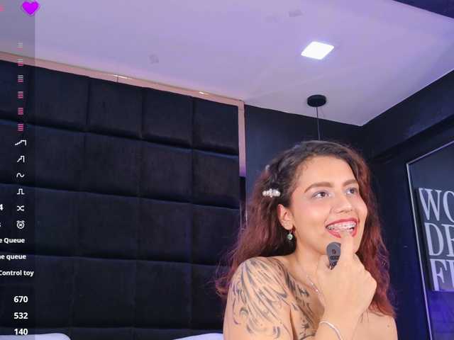 AmyScott live cam on BongaCams