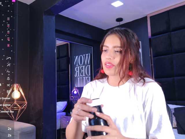 AmyScott live cam on BongaCams