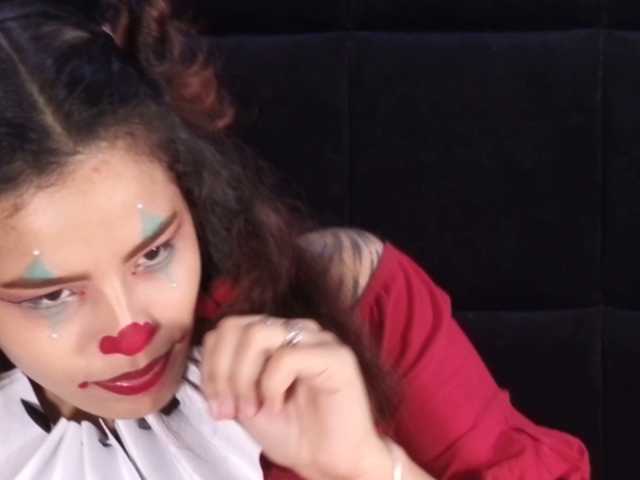 AmyScott live cam preview