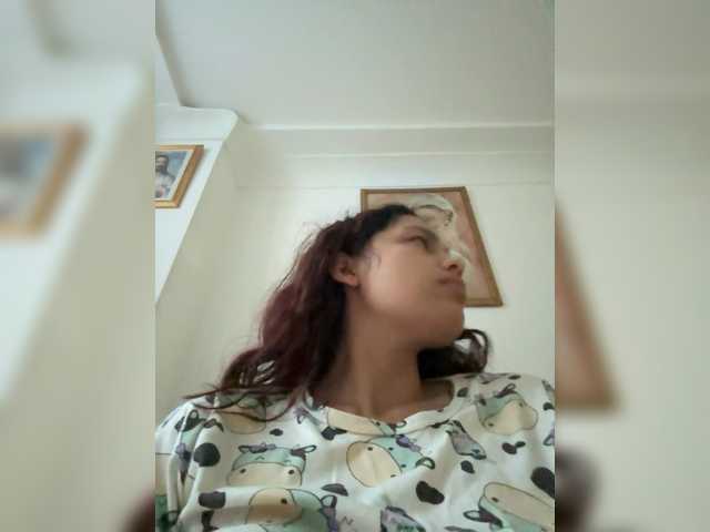 AmyScott live cam on BongaCams