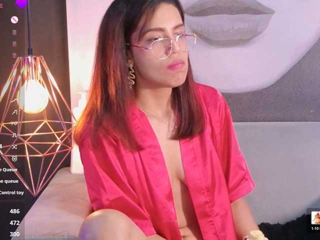 AmyScott live cam on BongaCams