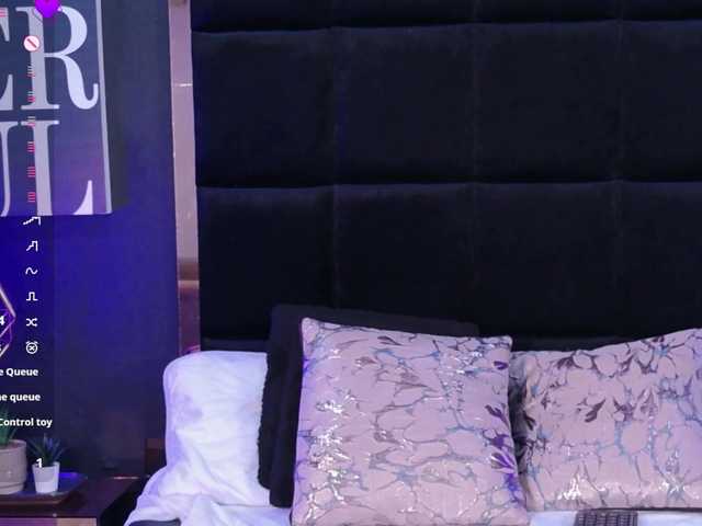 AmyScott live cam on BongaCams