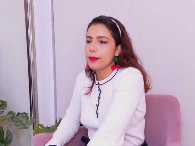 AmyScott live cam on BongaCams