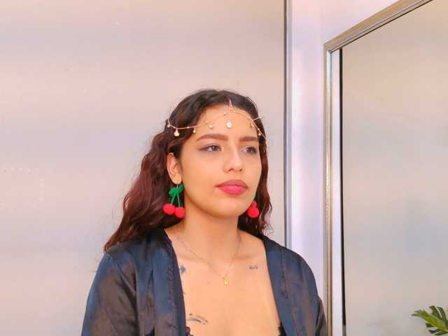 AmyScott live cam on BongaCams