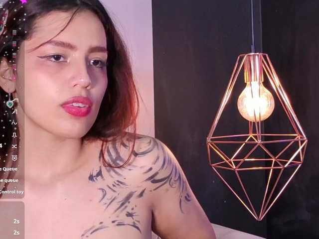 AmyScott live cam on BongaCams