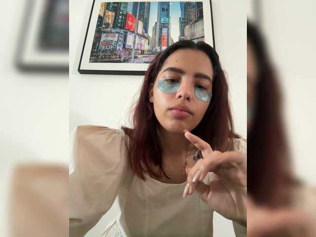 AmyScott live cam on BongaCams