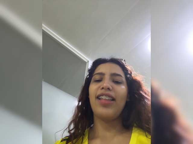 AmyScott live cam on BongaCams