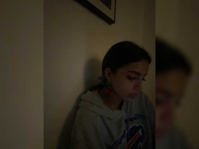 AmyScott live cam preview