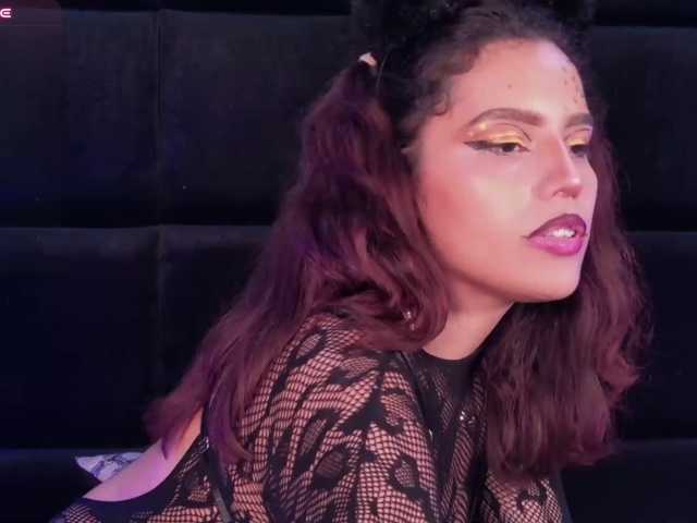 AmyScott live cam on BongaCams