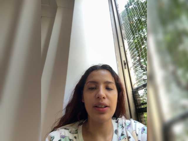 AmyScott live cam on BongaCams