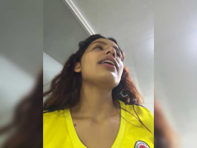 AmyScott live cam on BongaCams