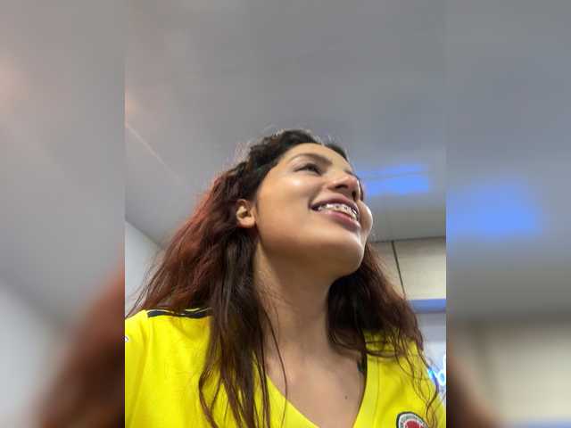 AmyScott live cam on BongaCams