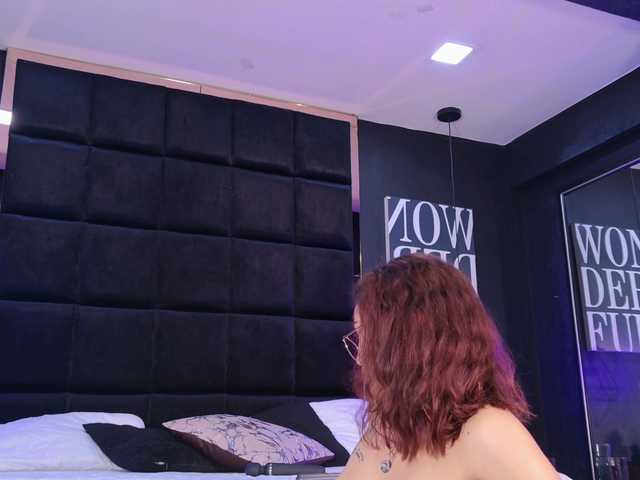 AmyScott live webcam show
