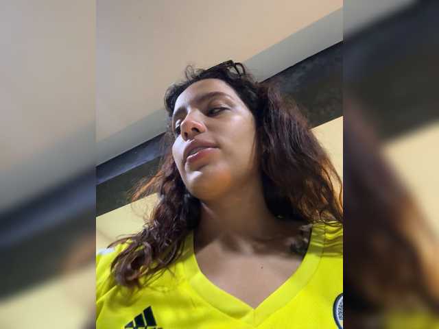 AmyScott live cam on BongaCams