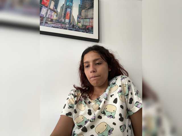 AmyScott live cam on BongaCams