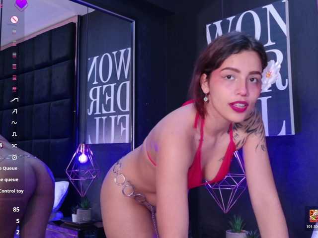 AmyScott live cam on BongaCams