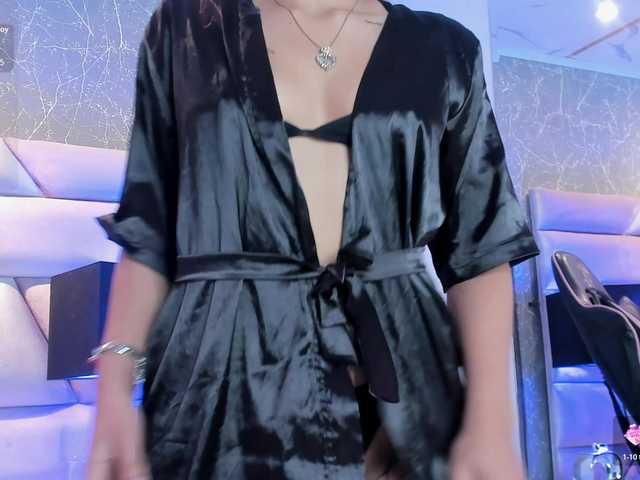 AmyScott live cam on BongaCams