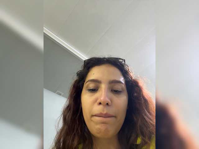 AmyScott live cam on BongaCams