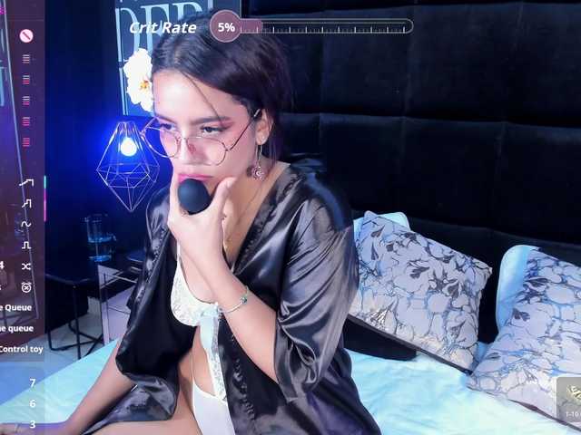 AmyScott live cam on BongaCams