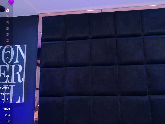 AmyScott live cam on BongaCams