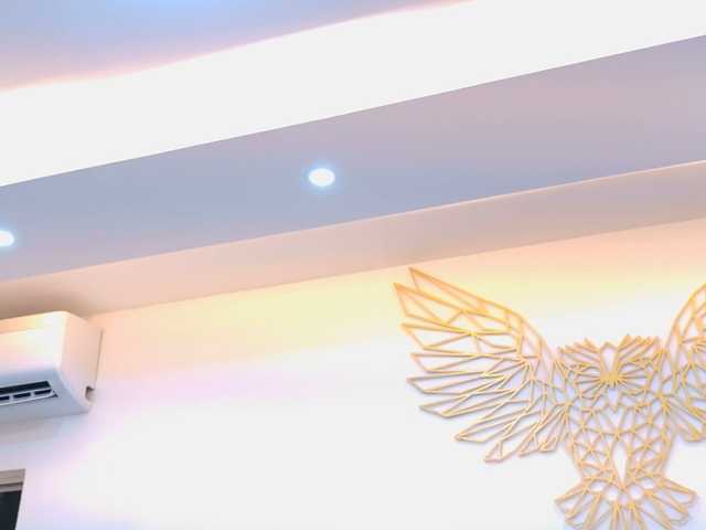 AmyScott live cam on BongaCams