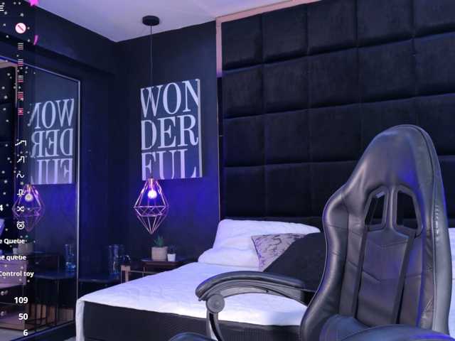 AmyScott live cam on BongaCams