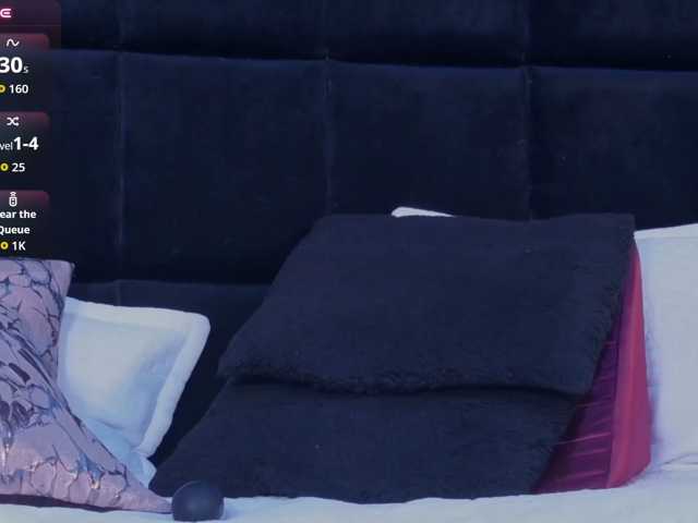 AmyScott live cam on BongaCams