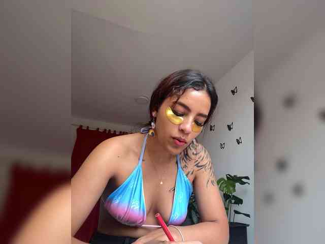 AmyScott webcam