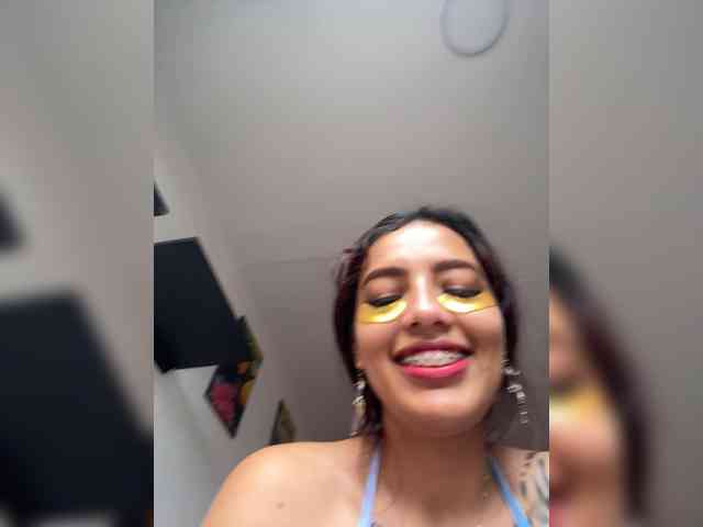 AmyScott webcam