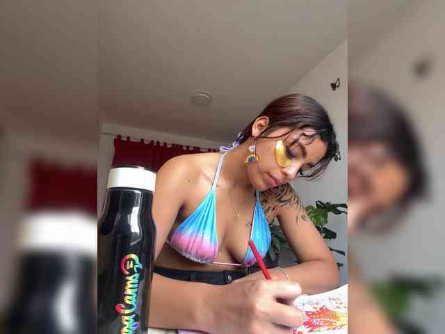 AmyScott webcam