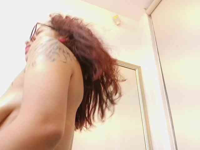 AmyScott webcam