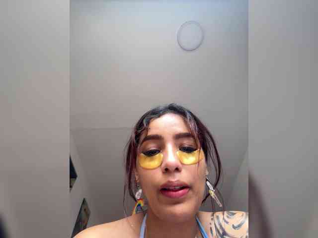 AmyScott webcam