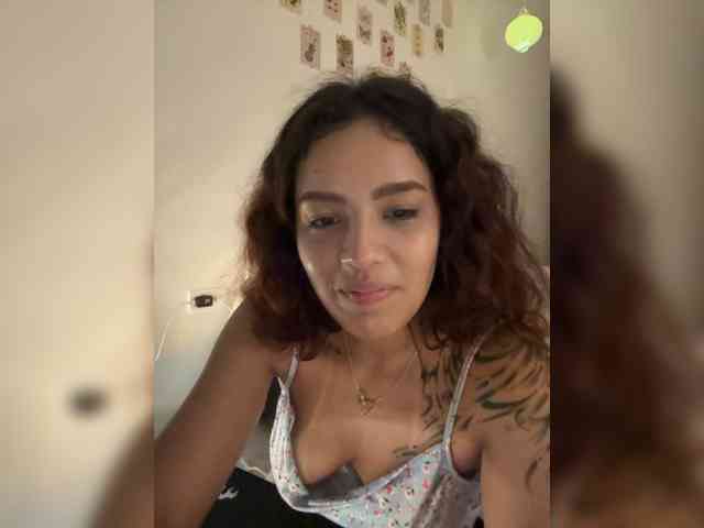Modelo: AmyScott