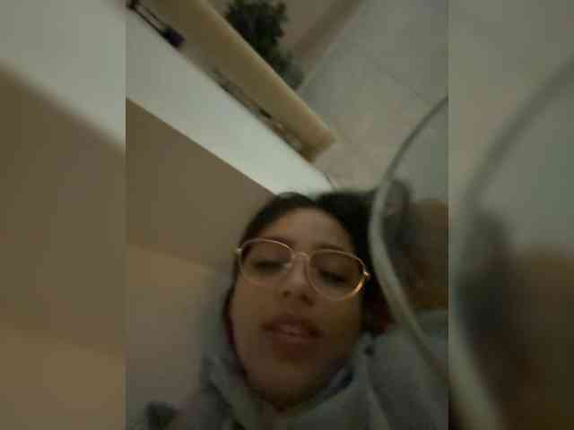 AmyScott webcam