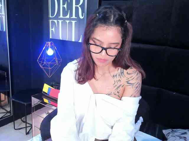 AmyScott webcam