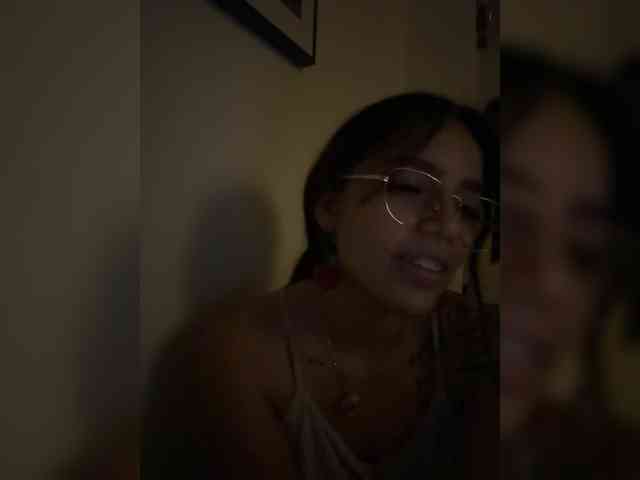 AmyScott webcam