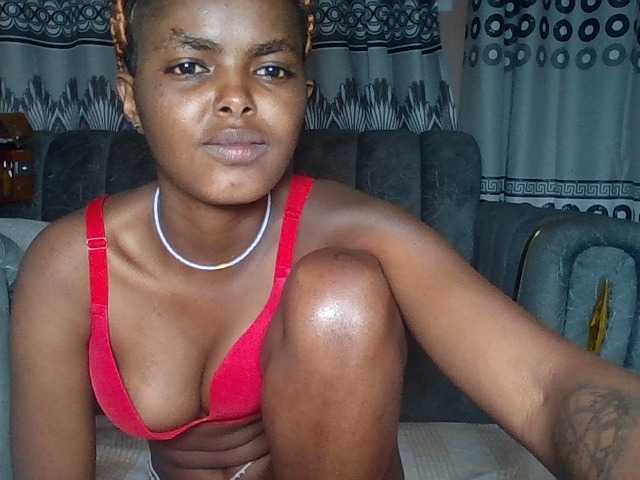 Horny-bitches live cam on BongaCams