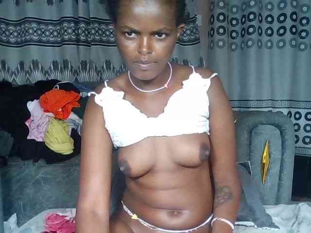 Horny-bitches webcam