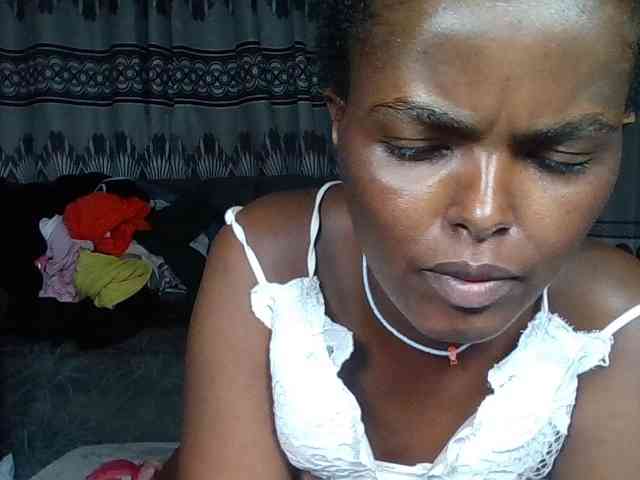 Horny-bitches webcam