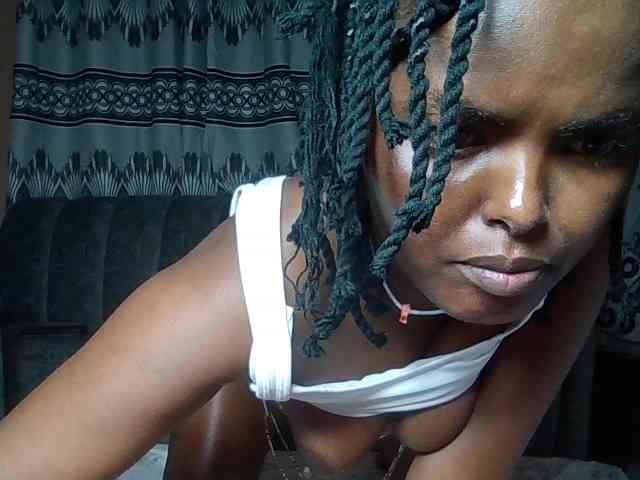Horny-bitches webcam