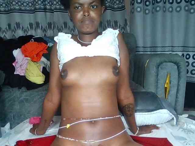 Horny-bitches webcam