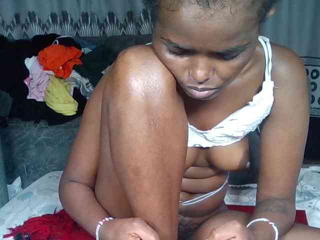 Horny-bitches webcam