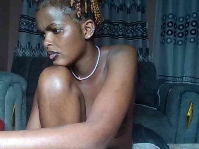 Horny-bitches webcam