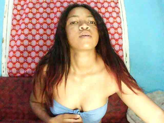 AmberMinah webcam